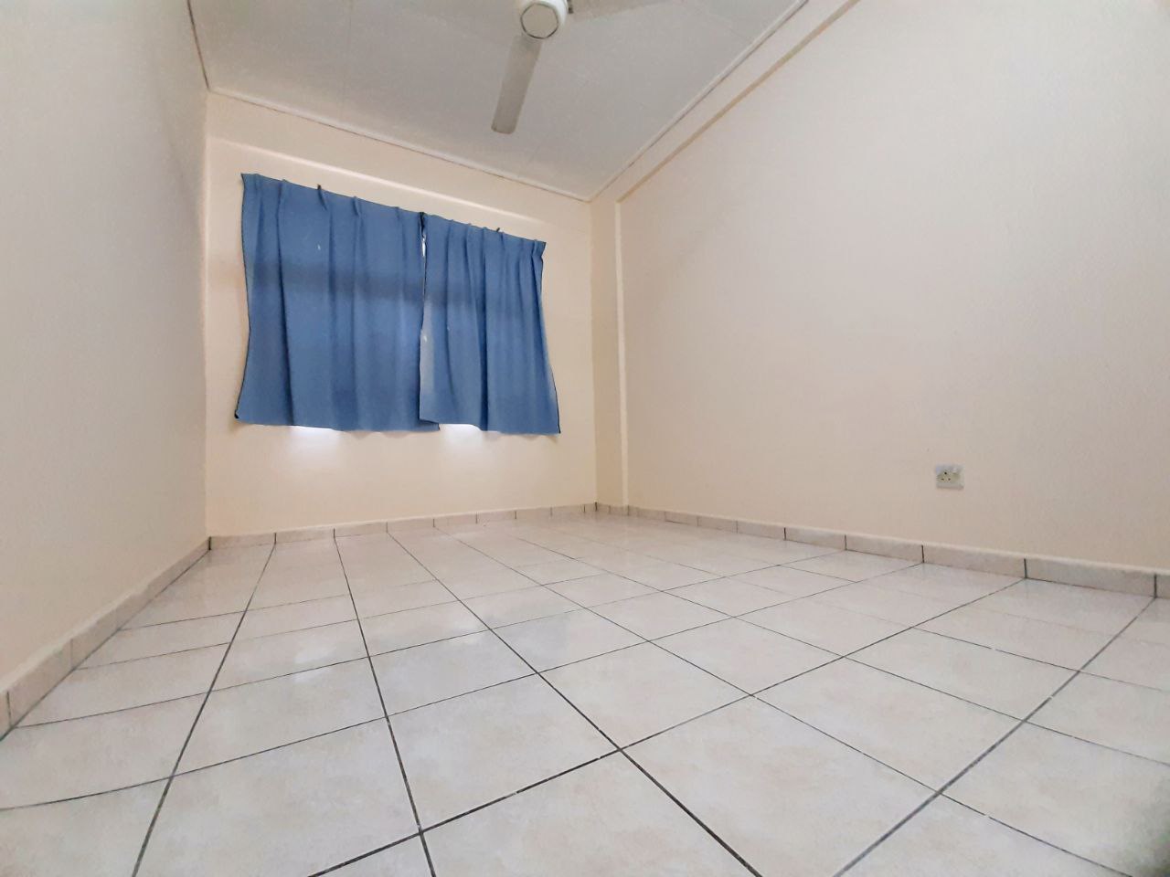 Pangsapuri Seri Palma Desa Latania Seksyen 36 Shah - photo 11