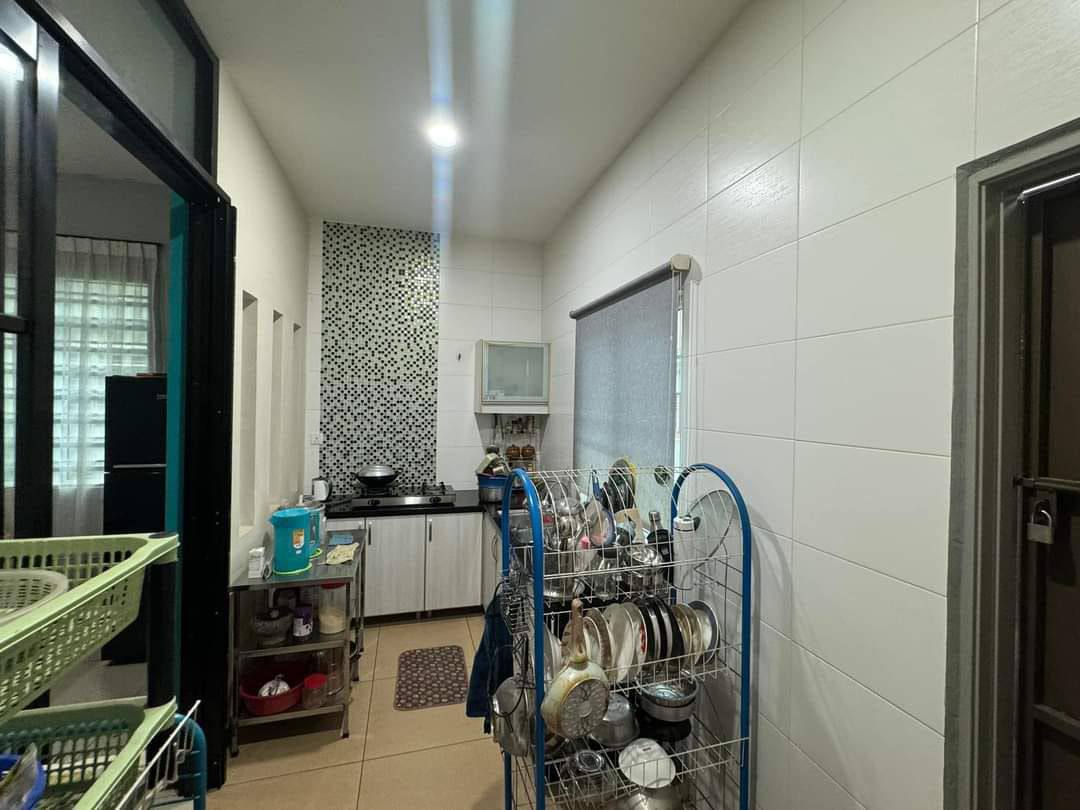 Double Storey Semi D Cluster Tmn Klebang Ria Chemo - photo 8