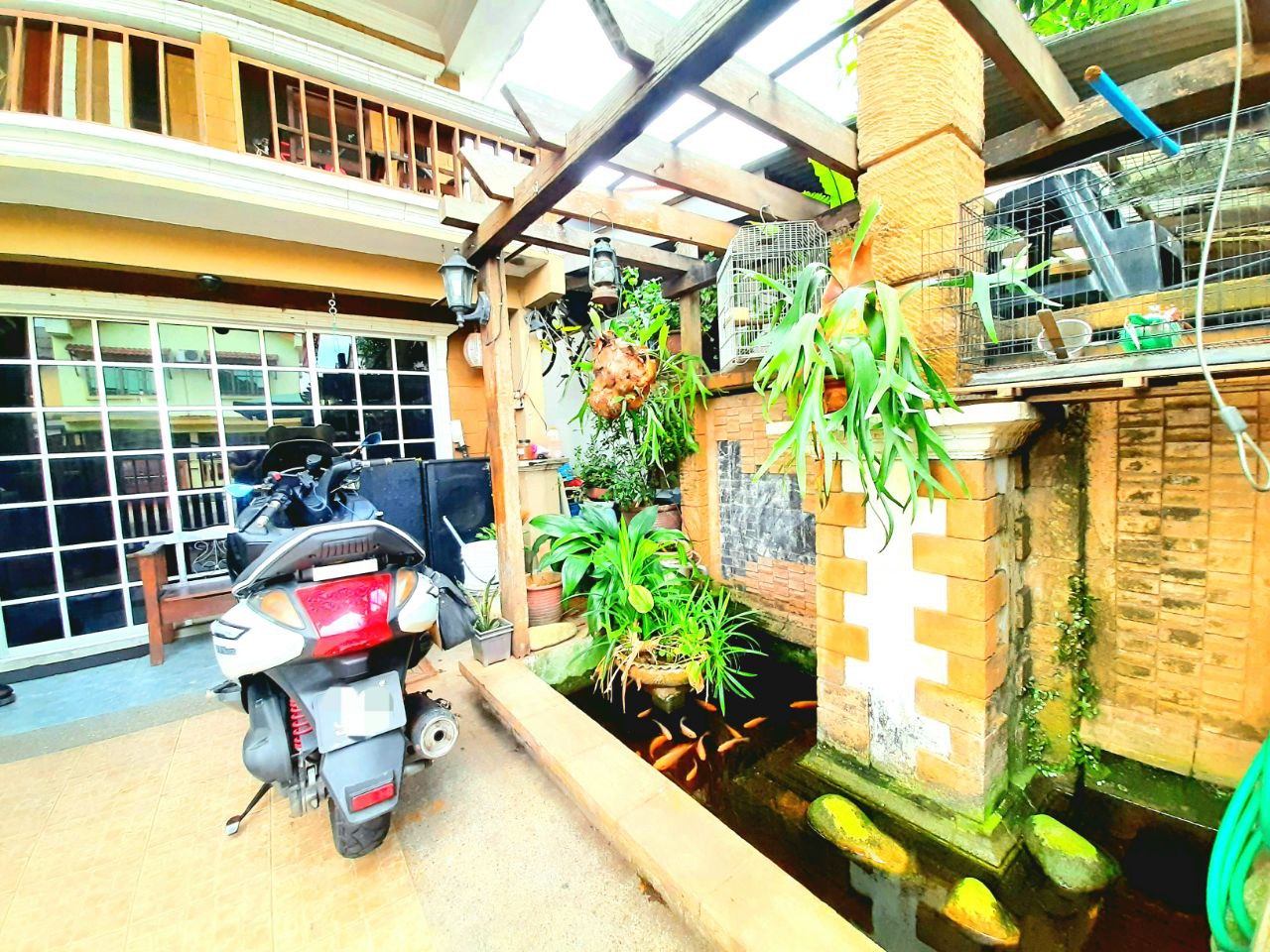 Renovated 2 Storey Semi D Cluster Sek 17 Shah Alam - photo 2