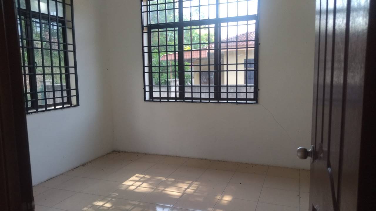 Semi D Single Storey Taman Seroja Kuala Kangsar - photo 11