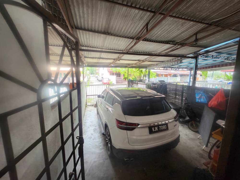 Low Cost 2 Storey Tmn Teluk Gedung Indah Port Klan - photo 2