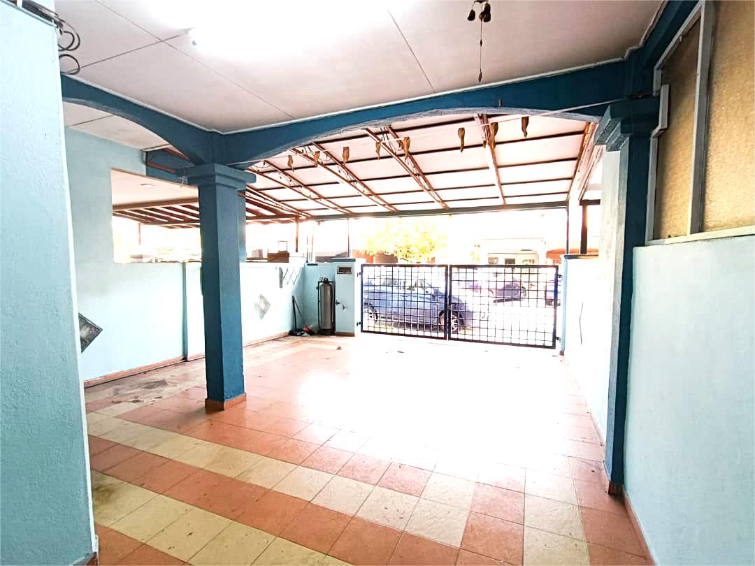 Renovated Double Storey Bandar Putera, Klang - photo 3