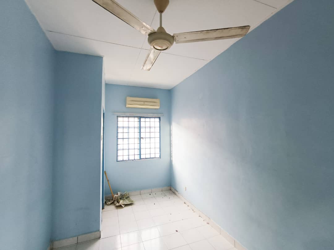 Renovated Double Storey Bandar Putera, Klang - photo 11