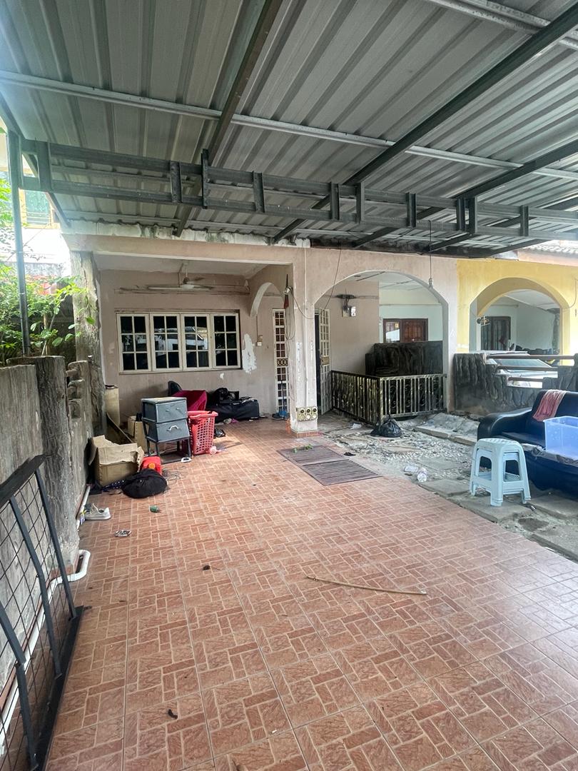 Freehold Double Storey Tmn Jasmine Kajang - photo 2