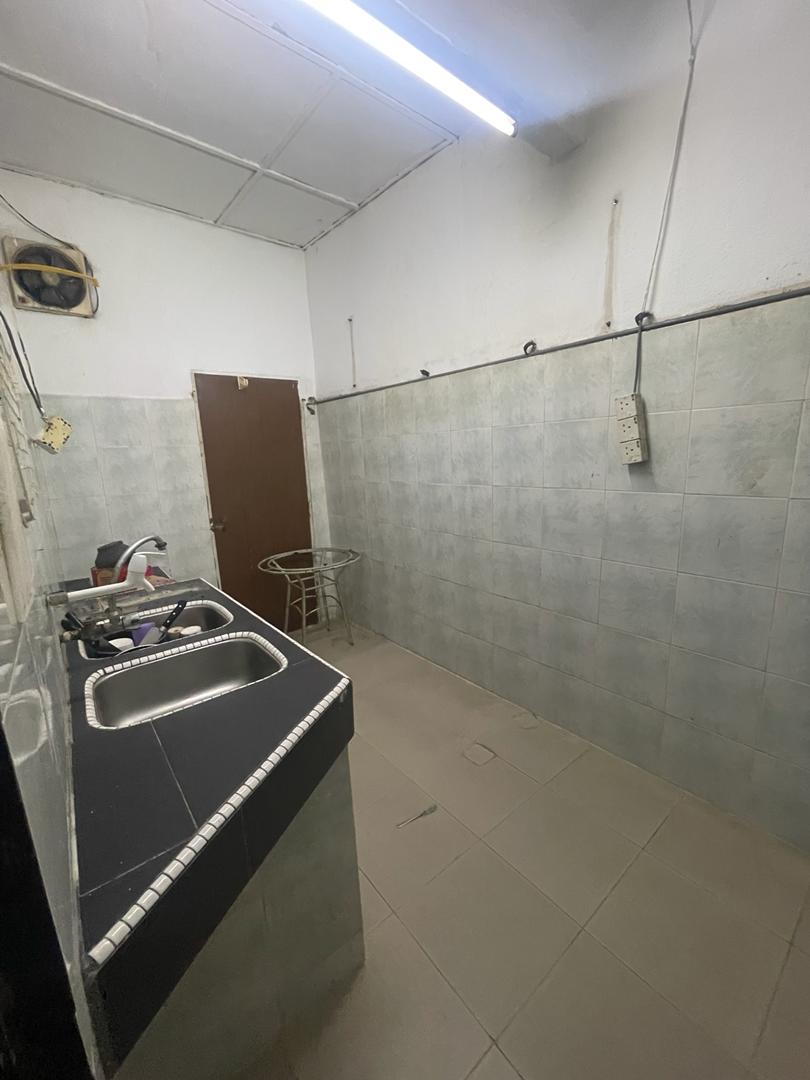 Freehold Double Storey Tmn Jasmine Kajang - photo 8