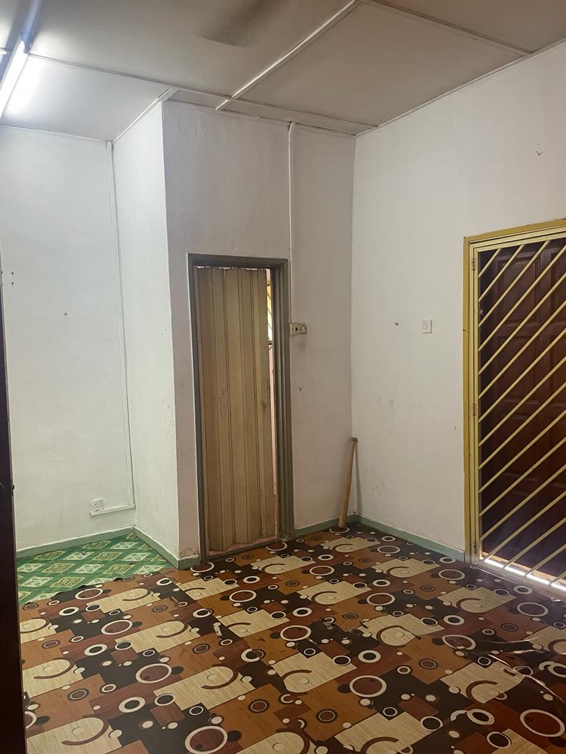 Freehold Double Storey Tmn Jasmine Kajang - photo 10