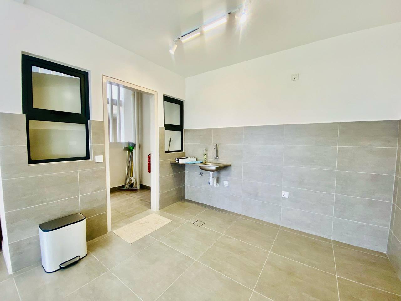 Freehold 3r2b Residency Aurora Subang Jaya - photo 5