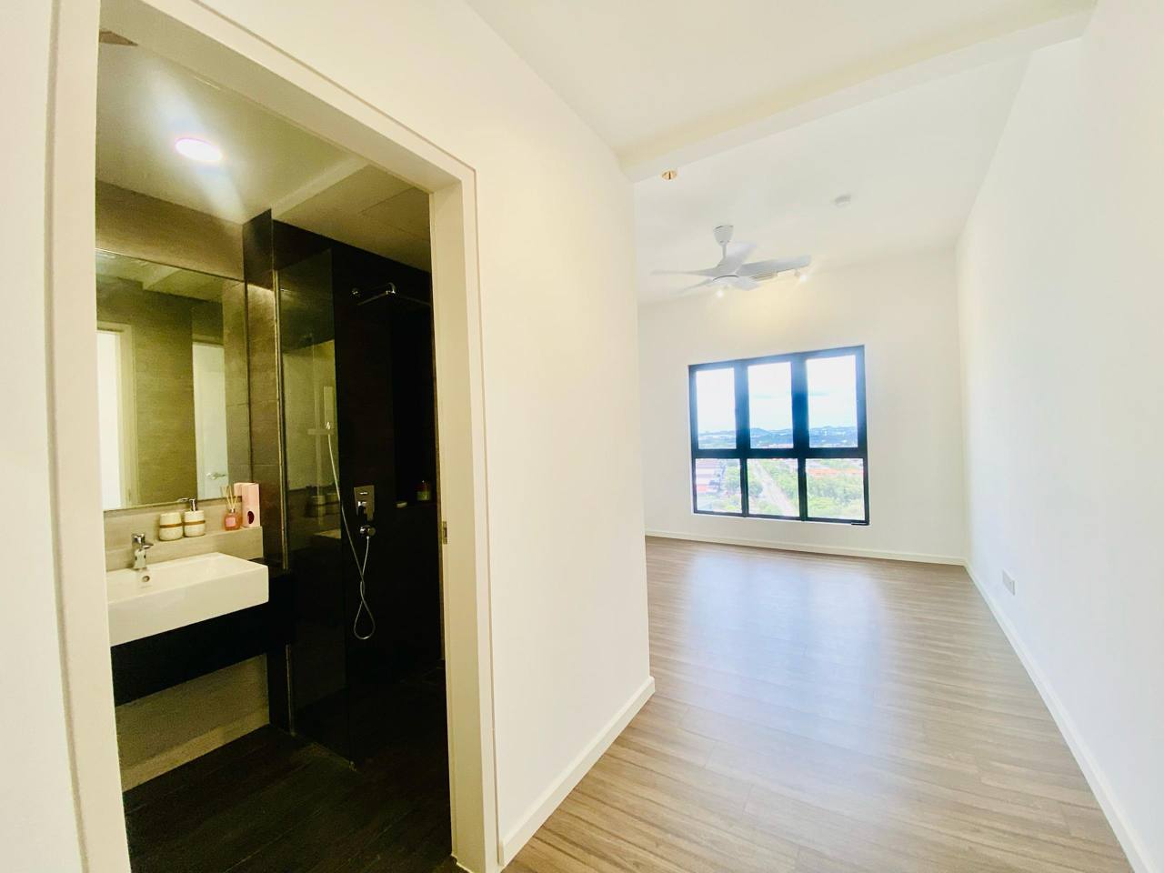 Freehold 3r2b Residency Aurora Subang Jaya - photo 10