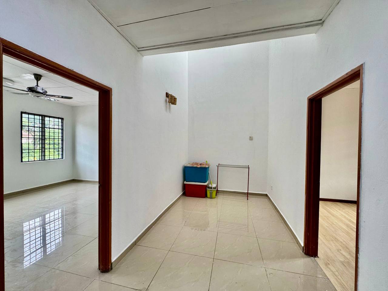 Facing Open Spacious Land Double Storey Tasik Prim - photo 12
