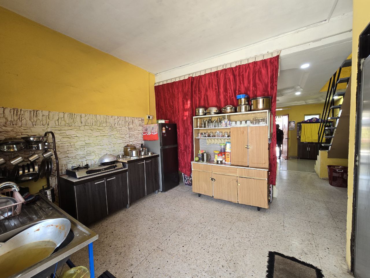 End Lot Double Storey at Jln Hamzah Alang Kapar - photo 12