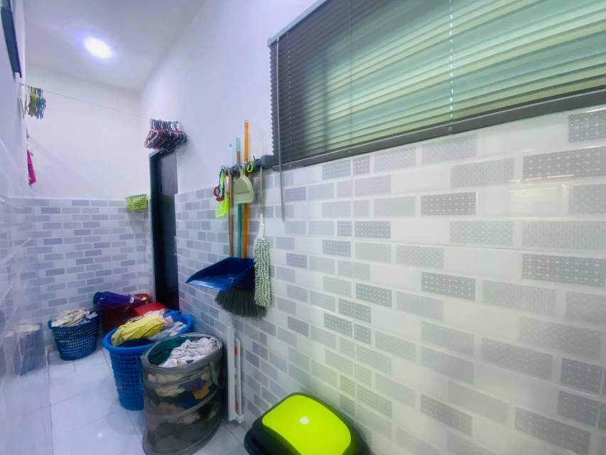 Renovated Single Storey Jln Balam Tmn Bentara Tpg - photo 8