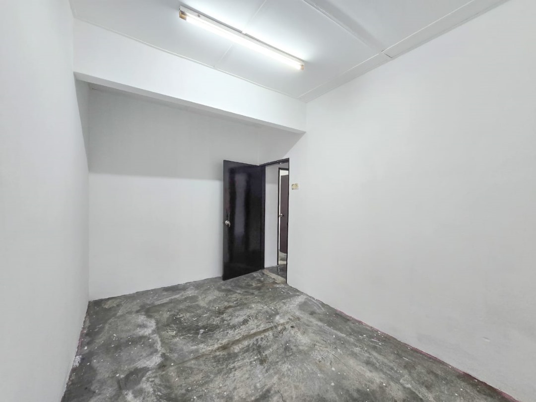 Refurbished 2 Storey Taman Telok, Telok Panglima - photo 9