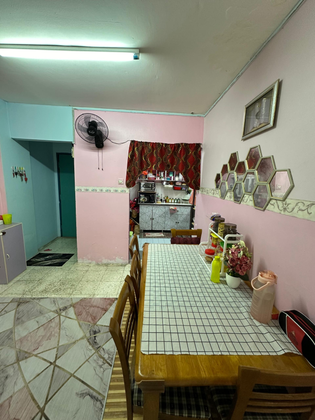 Groundfloor Renovated Pangsapuri Bukit Kuda Klang - photo 3