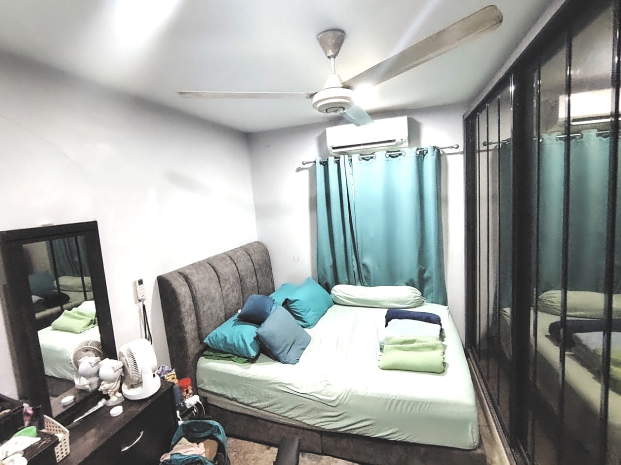 Corner Lot Double Storey Seksyen 18 Shah Alam - photo 7