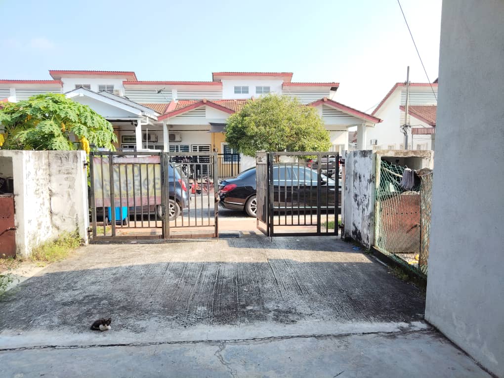 Renovated single Storey Kg Lombong Perak Shah Alam - photo 2