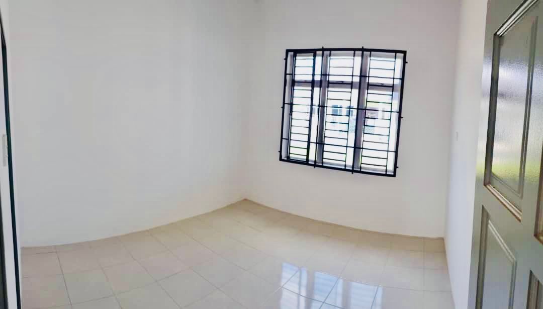 Corner Lot Tanah Luas Single Storey Tmn Seri Belen - photo 6
