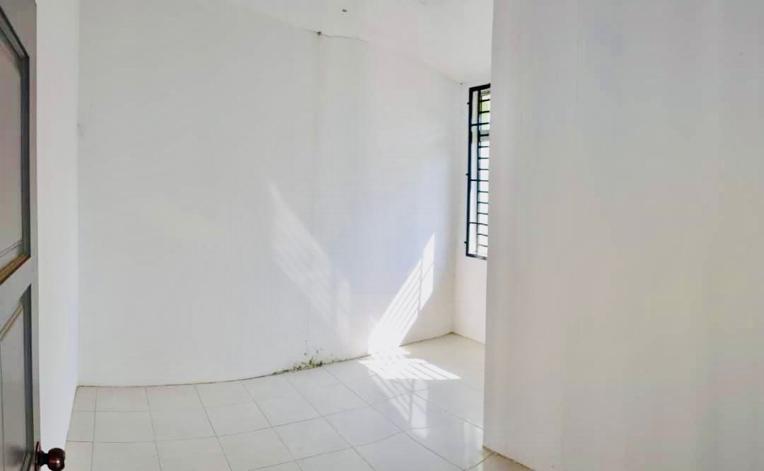Corner Lot Tanah Luas Single Storey Tmn Seri Belen - photo 7