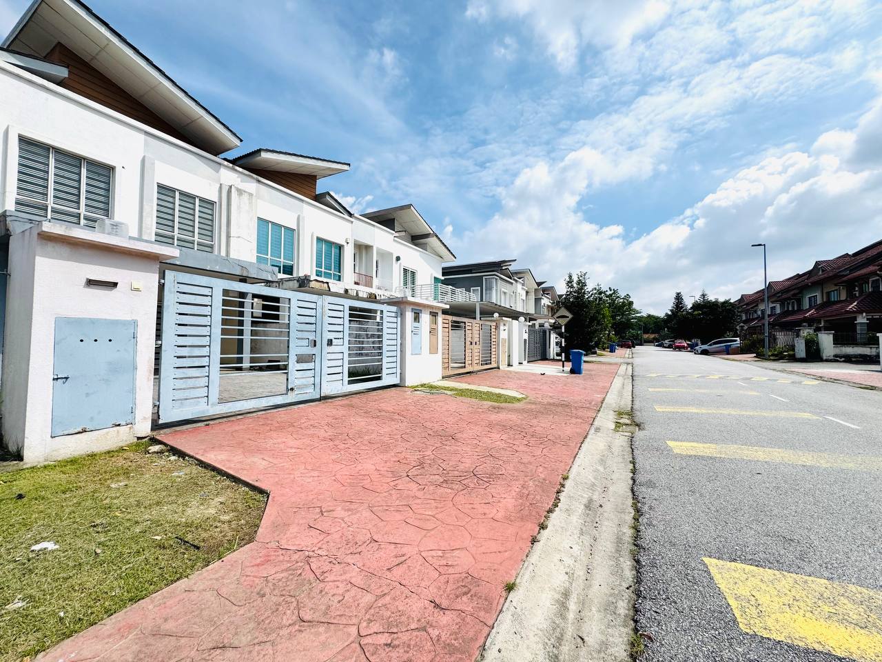 2 Storey Superlink DKayangan Seksyen 13 Shah Alam - photo 2