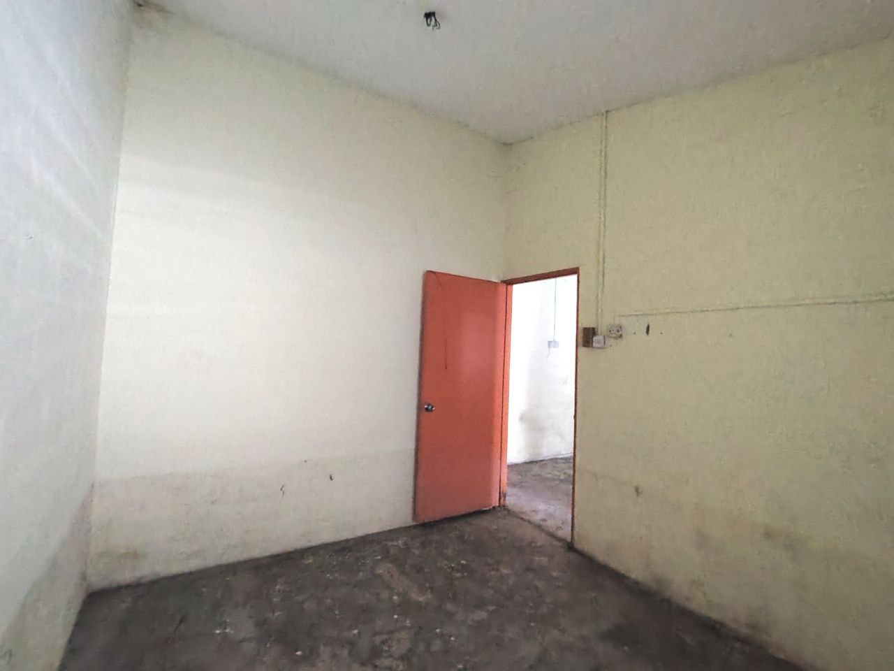 Murah Sangat Single Storey Tmn Cempakasari, Klang - photo 8