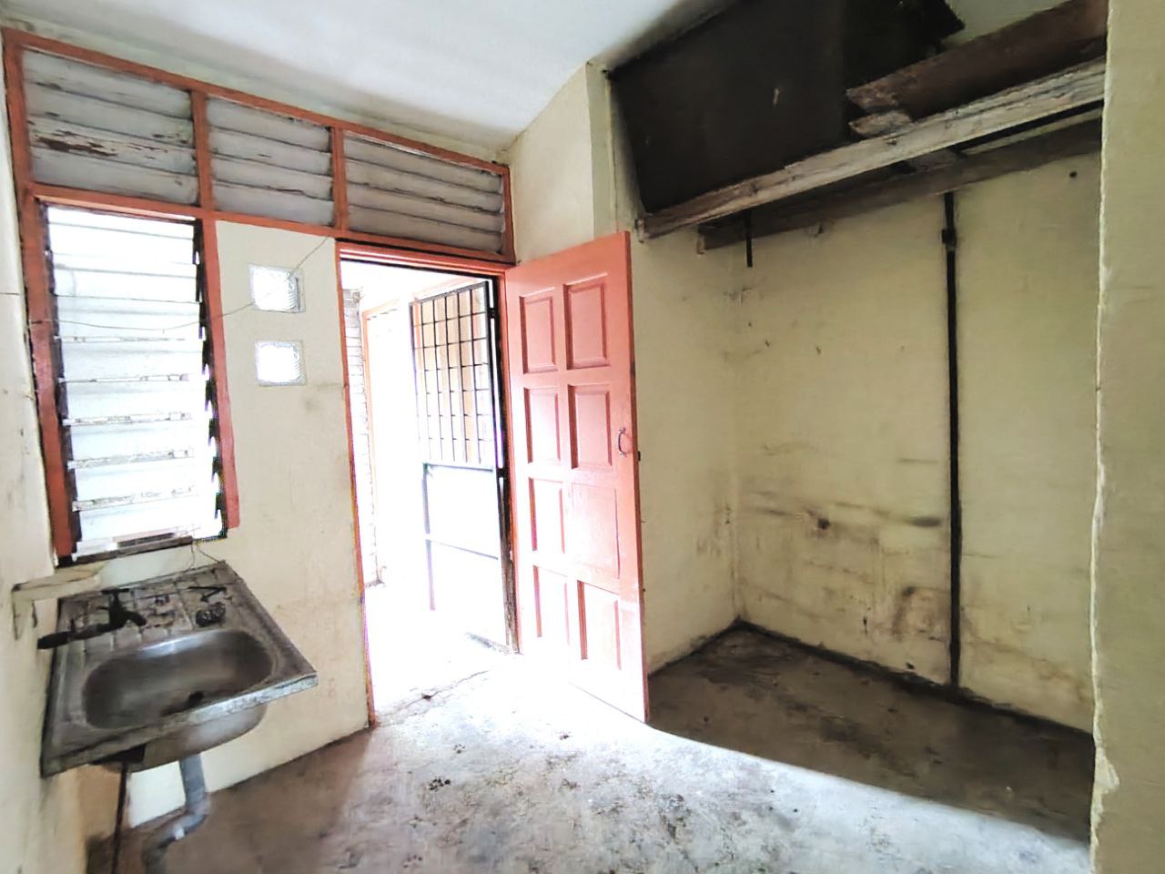 Freehold Double Storey Bandar Mahkota Banting - photo 13
