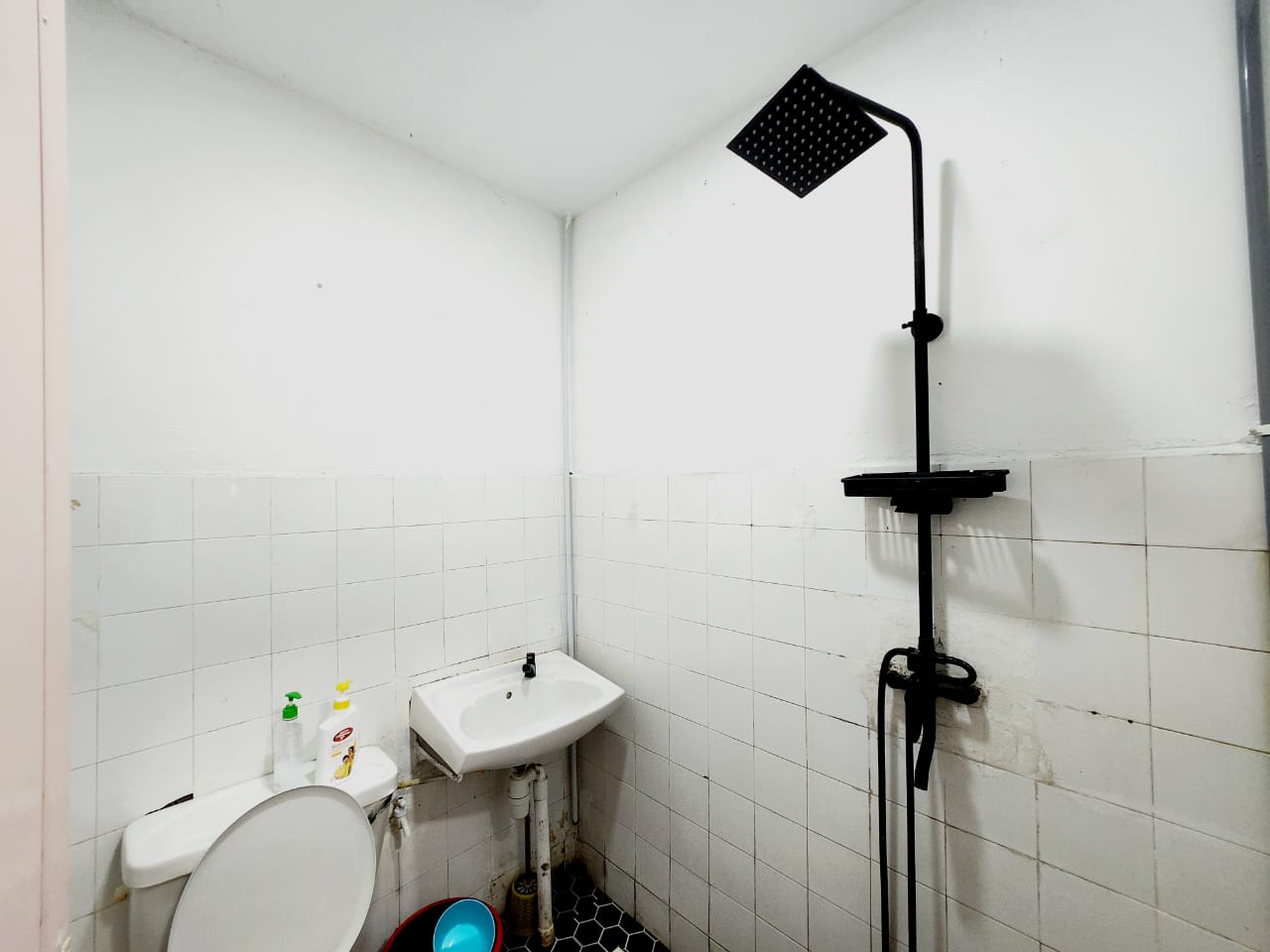 Furnished 1 Storey with Pool Seksyen 18 Shah Alam - photo 11