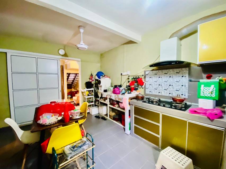 Renovated 2 Storey Taman Desa Kemuning Shah Alam - photo 6