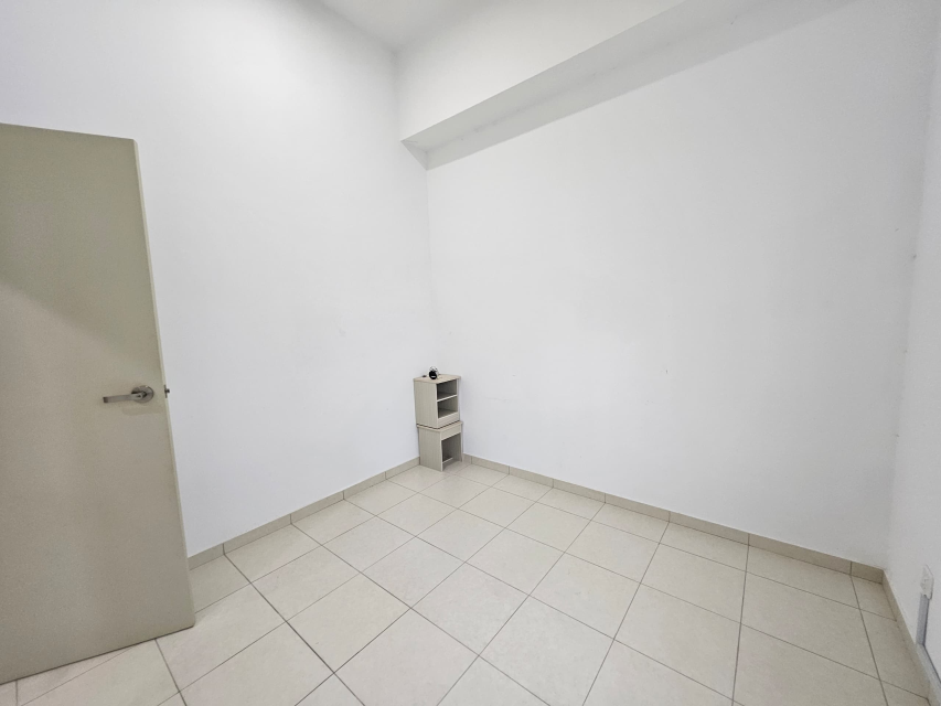 Corner Lot Double Storey Tmn Myra Alam, Puncak Ala - photo 8
