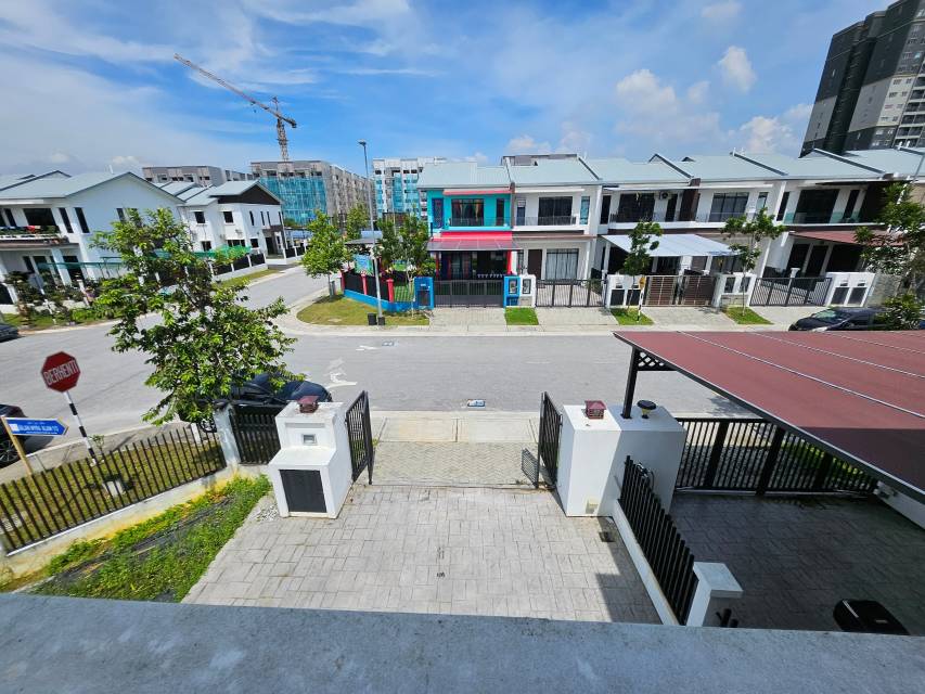 Corner Lot Double Storey Tmn Myra Alam, Puncak Ala - photo 13