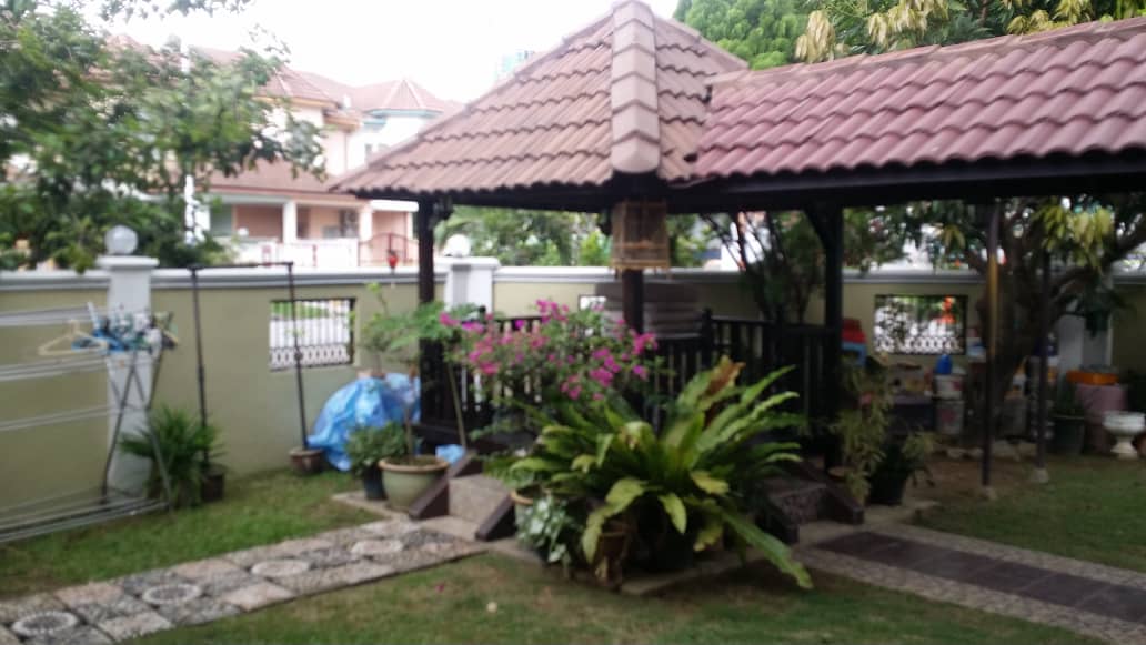 Corner Lot Double Storey at Jalan Pualam Seksyen 7 - photo 3