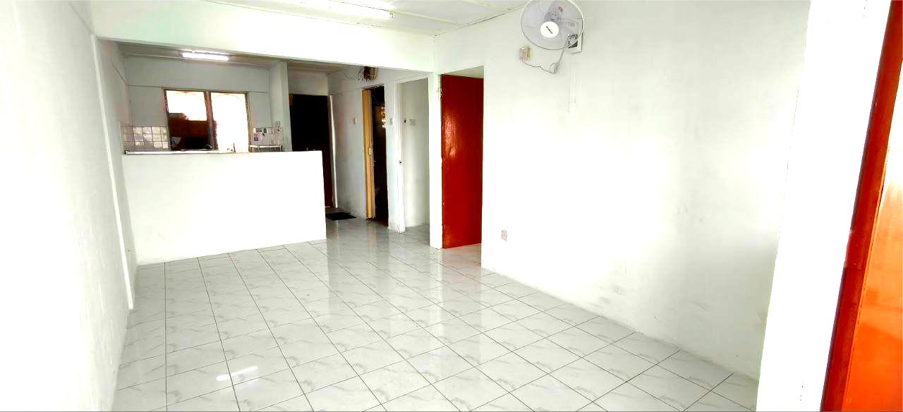 Renovated Flat Pkns Seksyen 20, Shah Alam - photo 3