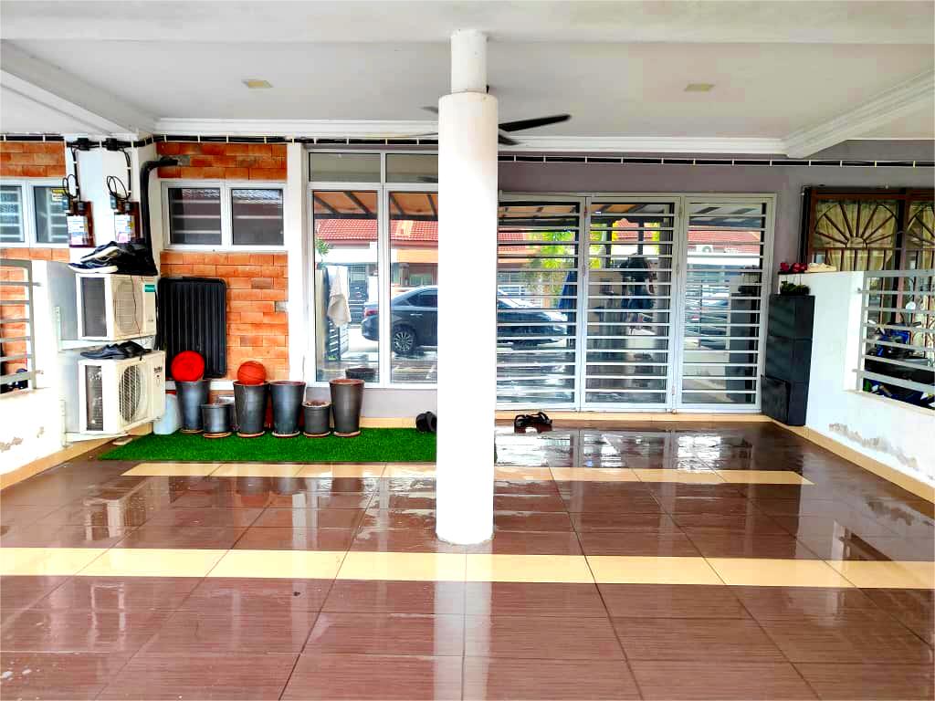 Fully Renovated Single Storey Bandar Putera 2 Klan - photo 2