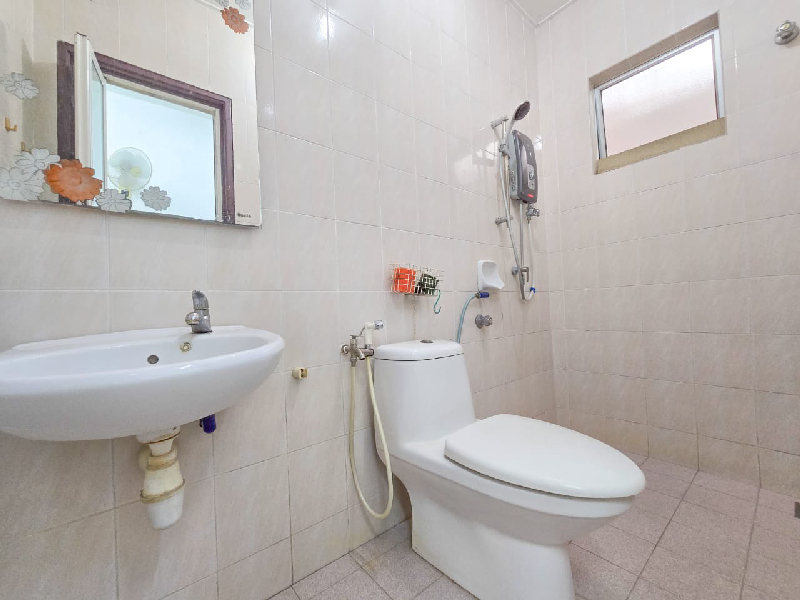 Double Storey Seksyen 23, Shah Alam - photo 9