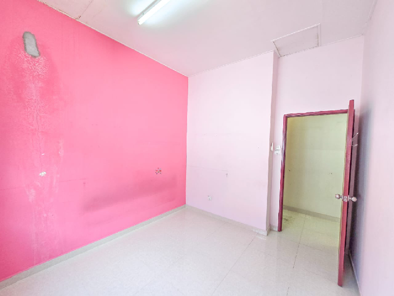 Double Storey Seksyen 23, Shah Alam - photo 12