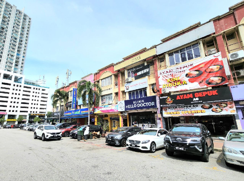 Shop Unit Seksyen 13 - photo 2