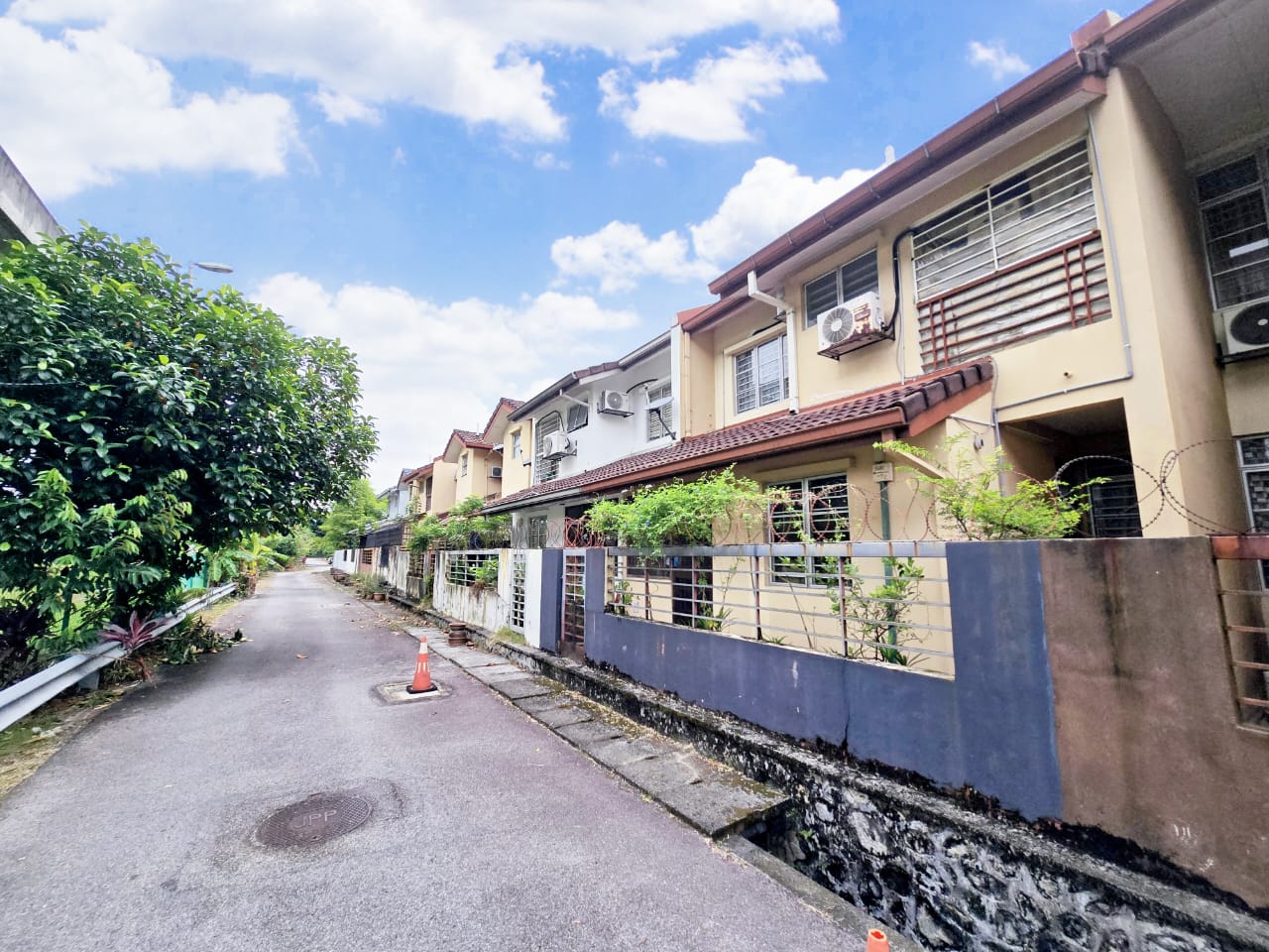 Facing Open 2 Storey Putra Bistari Subang Jaya - photo 4