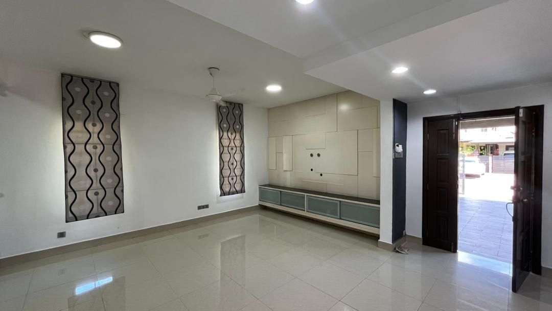 Corner Lot Spacious Land 2 Storey Bukit Jelutong - photo 7