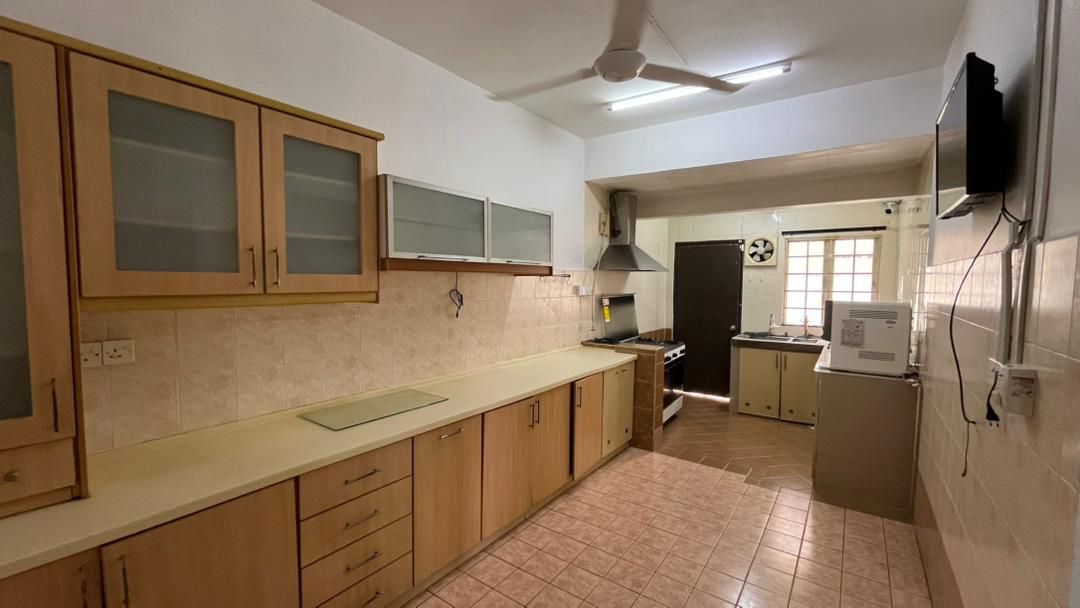 Corner Lot Spacious Land 2 Storey Bukit Jelutong - photo 9