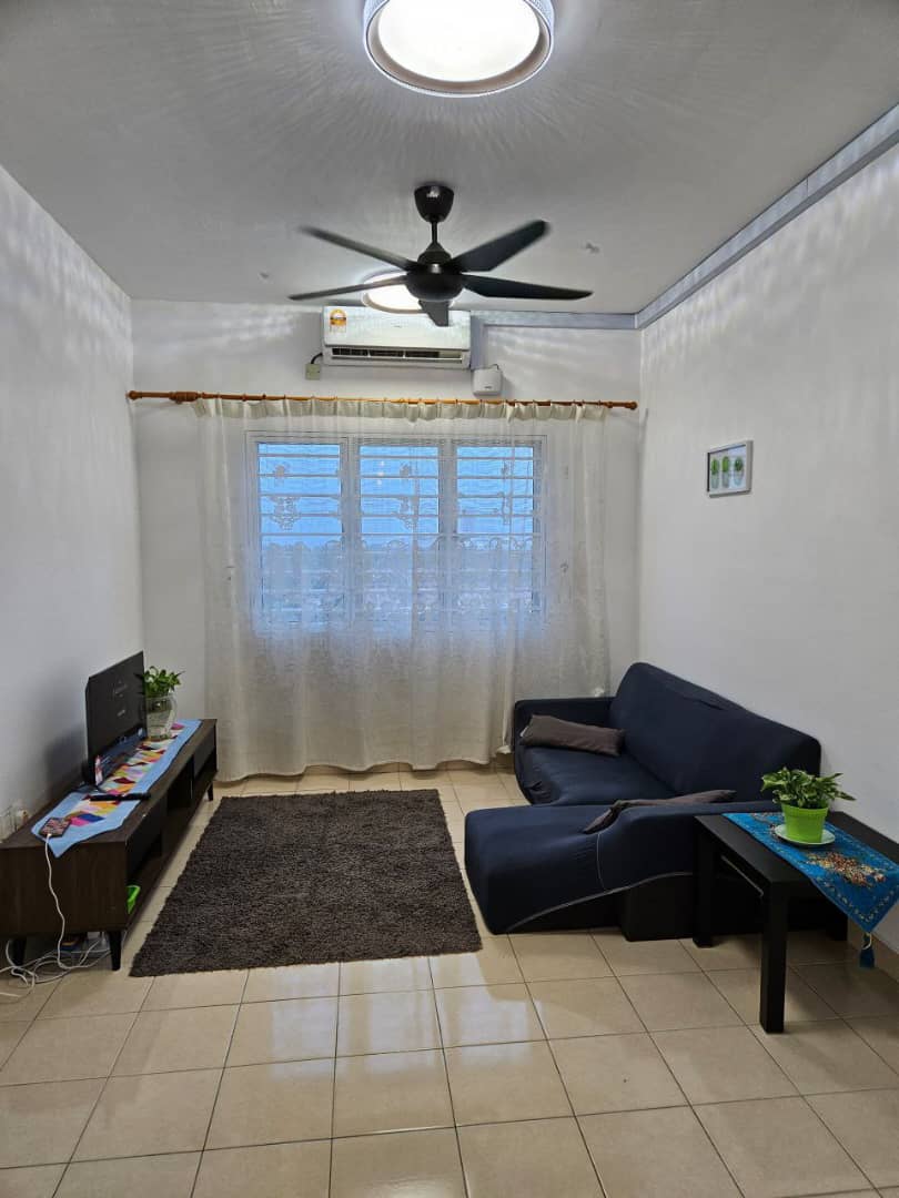 Furnished, End Lot  Apartment Serunai Bkt Raja - photo 2