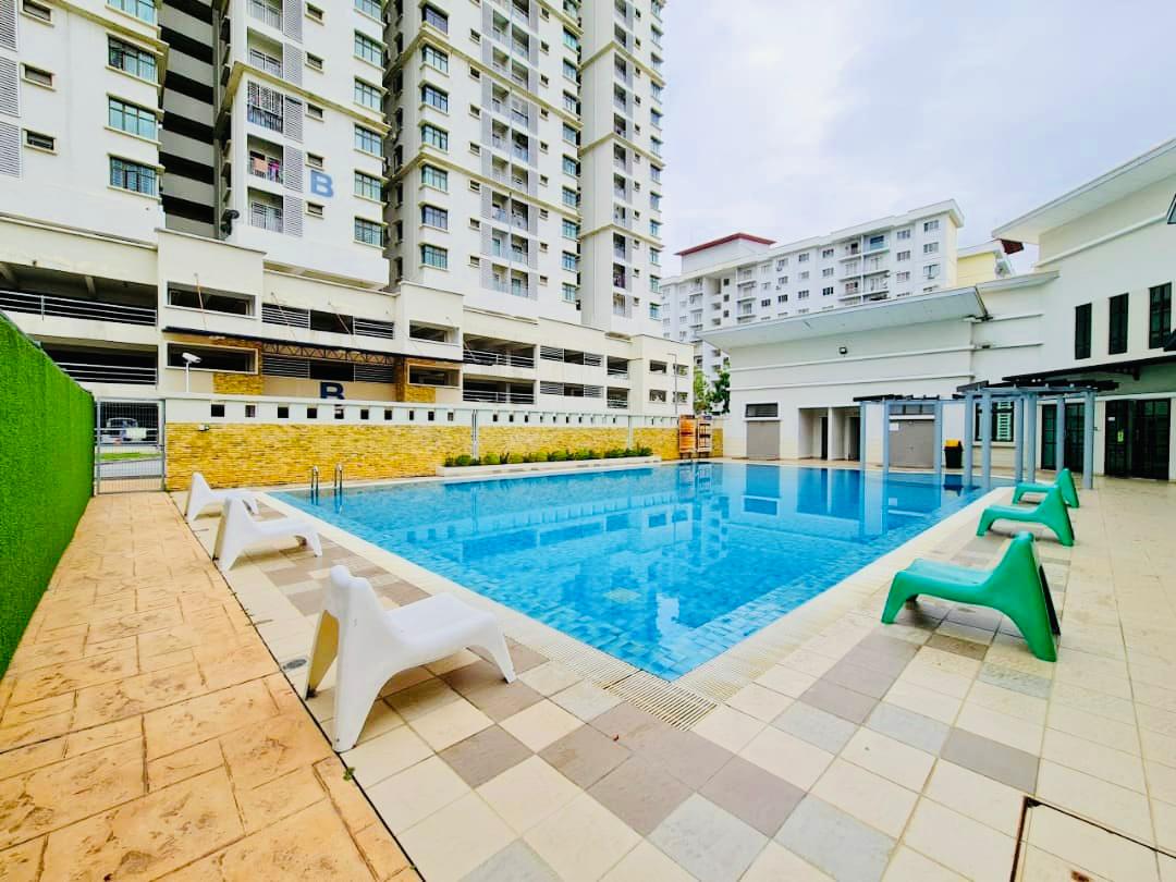 Fully Furnished Apartment Kristal View Shah Alam - photo 2