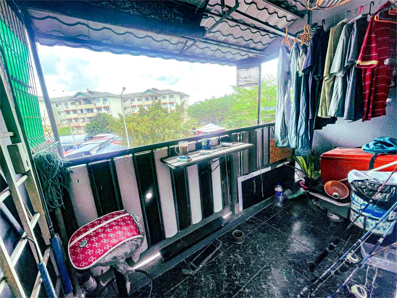 Level 2 EndUnit Furnished Flat Tmn Kinrara Puchong - photo 3