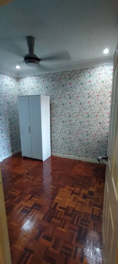 Sentosa Court Apartment, Jalan Klang Lama - photo 8