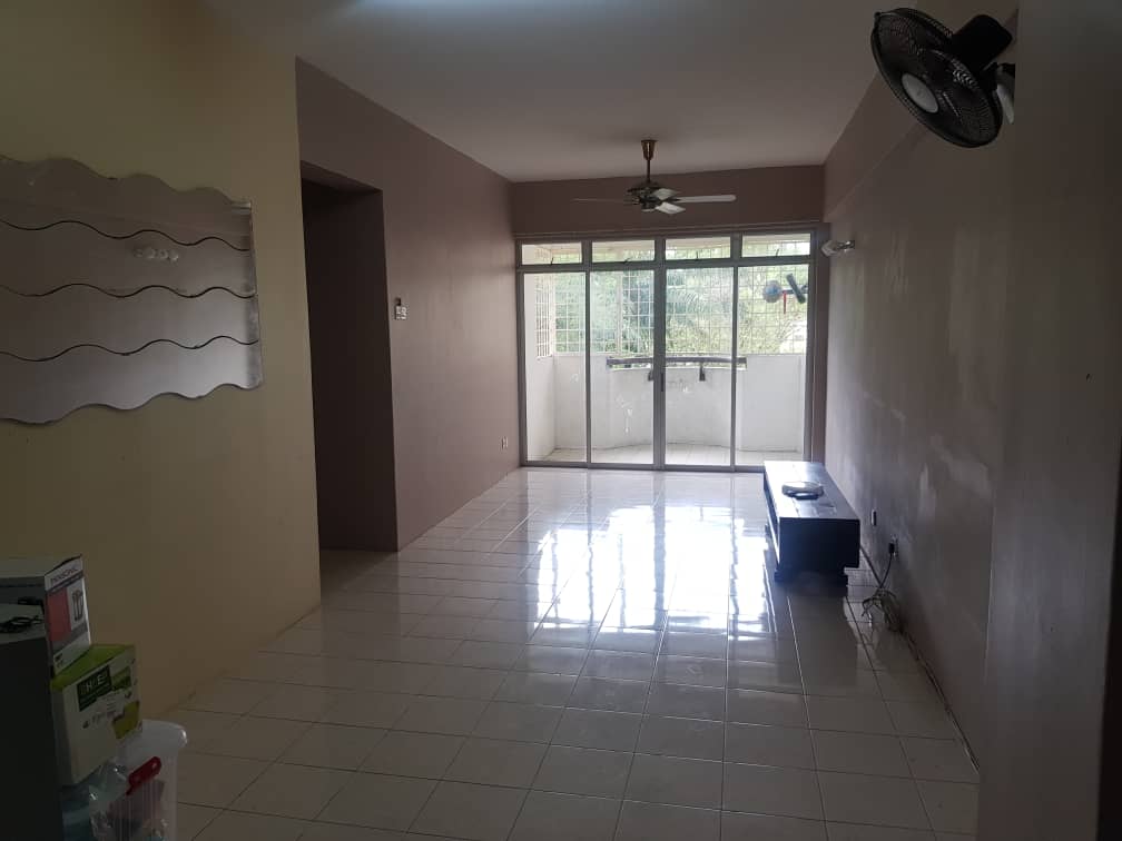 Apartment Vista Seri Putra FREEHOLD NON BUMI
