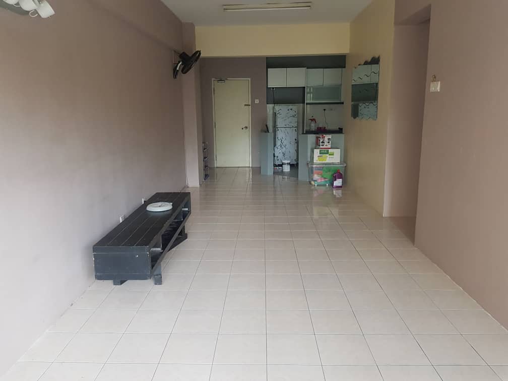 Apartment Vista Seri Putra FREEHOLD NON BUMI - photo 2