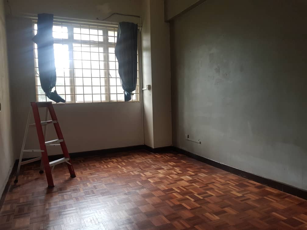 Apartment Vista Seri Putra FREEHOLD NON BUMI - photo 5