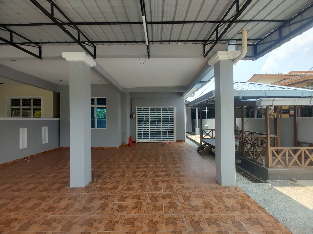 RENOVATED Semi D Kg  ...