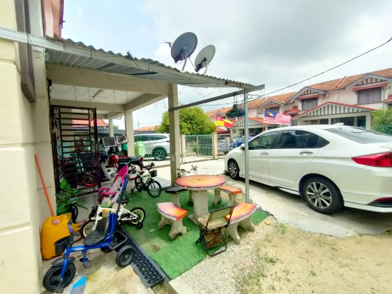 2 Storey Corner, Taman Salak Perdana untuk dijual - photo 6