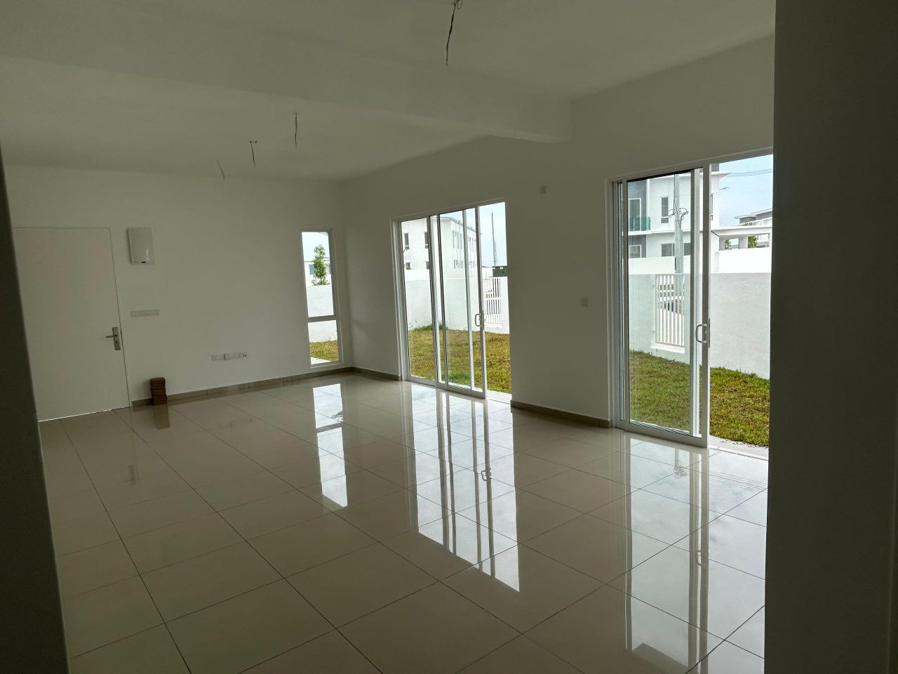 Double Storey Corner Lot Nusari Bayu for sale - photo 11