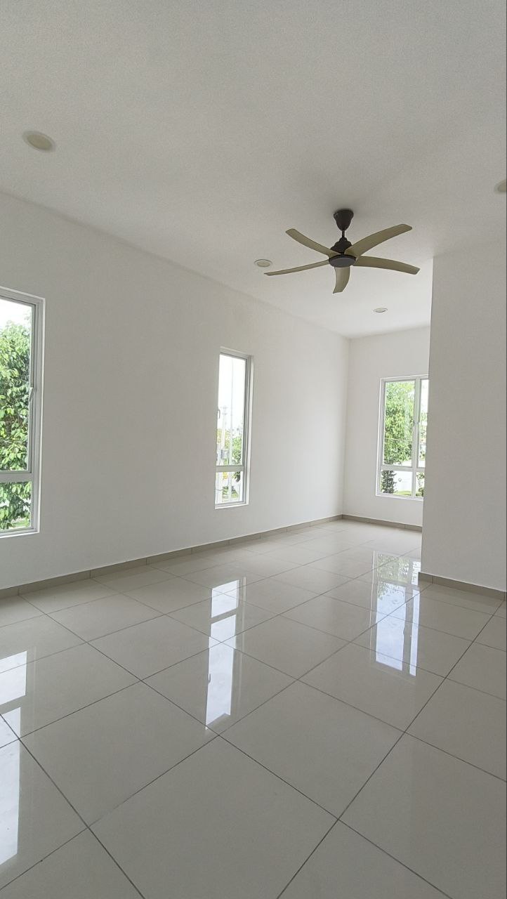 Corner Lot Double Storey Ara Sendayan for sale - photo 5