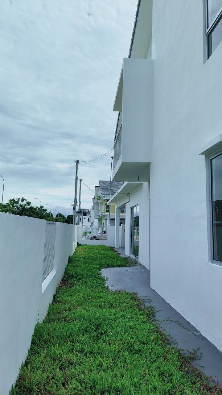 Corner Lot Double Storey Tiara Sendayan for sale - photo 4
