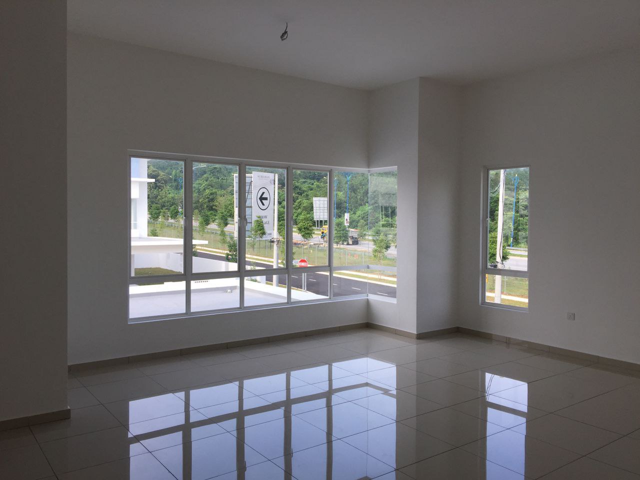 2 Storey Corner Lot Mellonia Suriaman 2B For Sale - photo 9